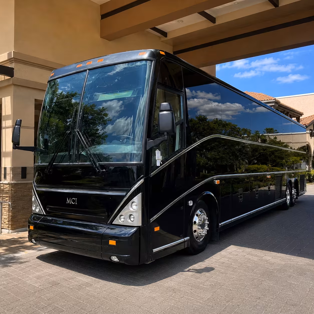 charter buses for plantation corporate retreats and team outings