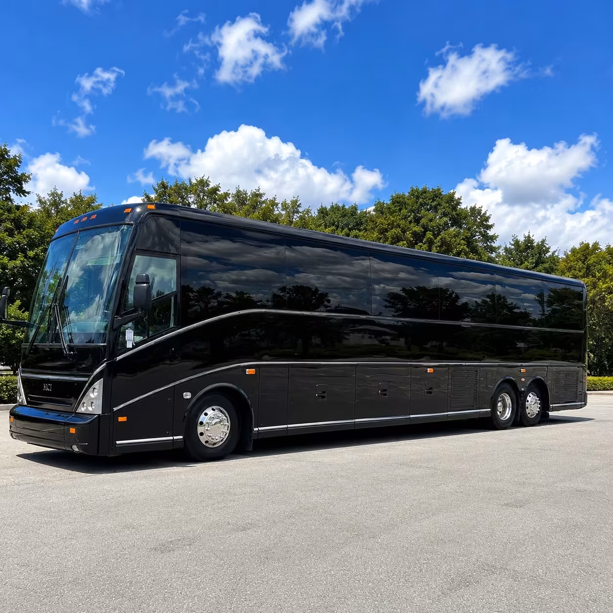 construction and workforce shuttle services in the plantation area