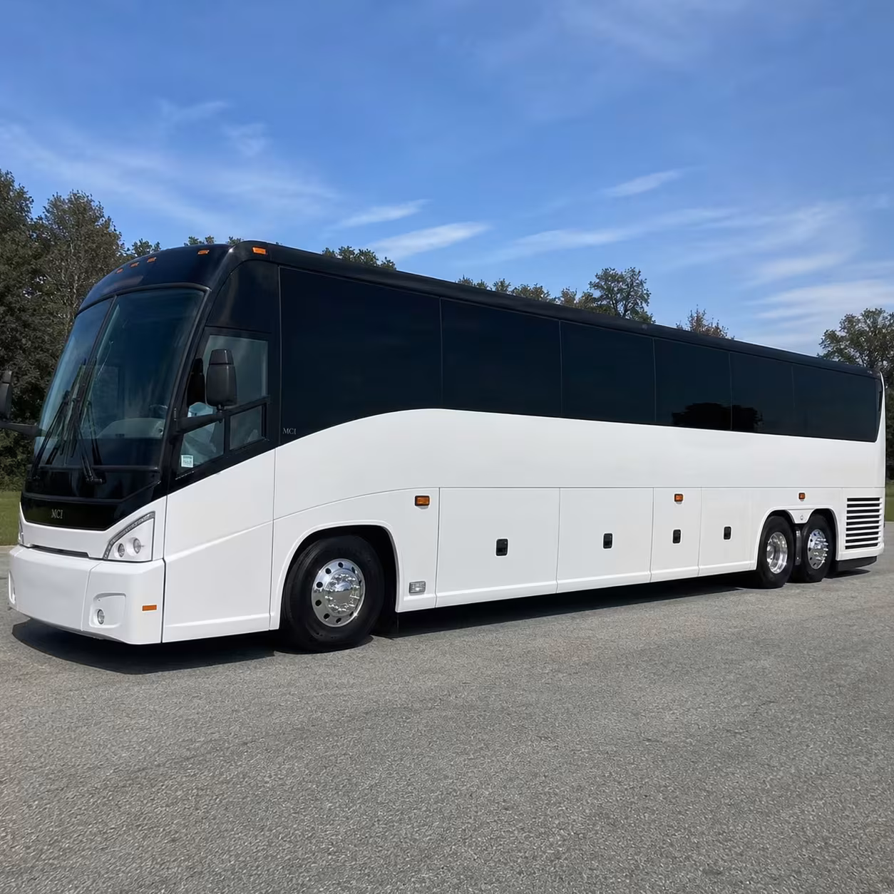 plantation charter bus rental exterior
