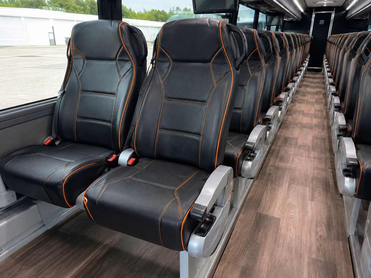 plantation youth ministry and retreat charter bus rentals