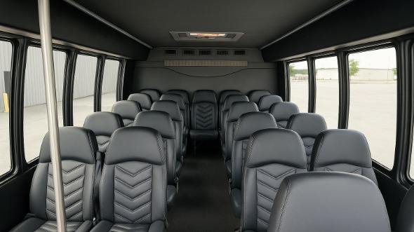 15 passenger minibus interior plantation