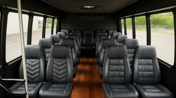 plantation 15 passenger minibus rental