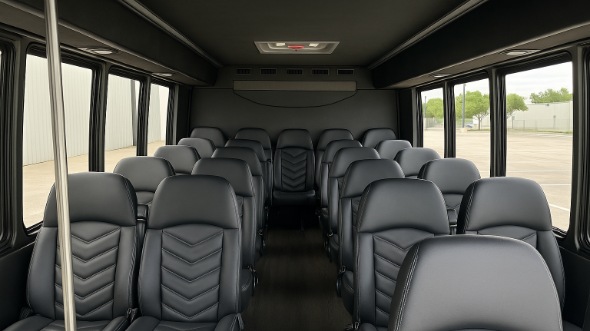 plantation 28 passenger minibus rental